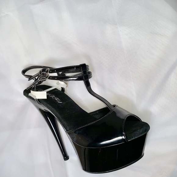 Sexy Platform Stiletto - Picture 3 of 4